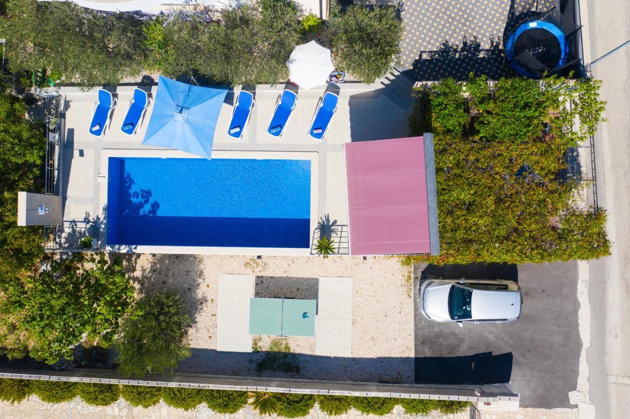 Villa Levanda Макарска Екстериор снимка