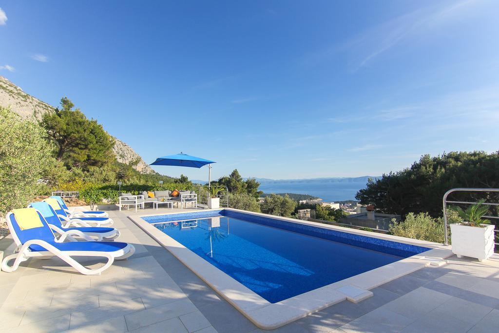 Villa Levanda Макарска Екстериор снимка