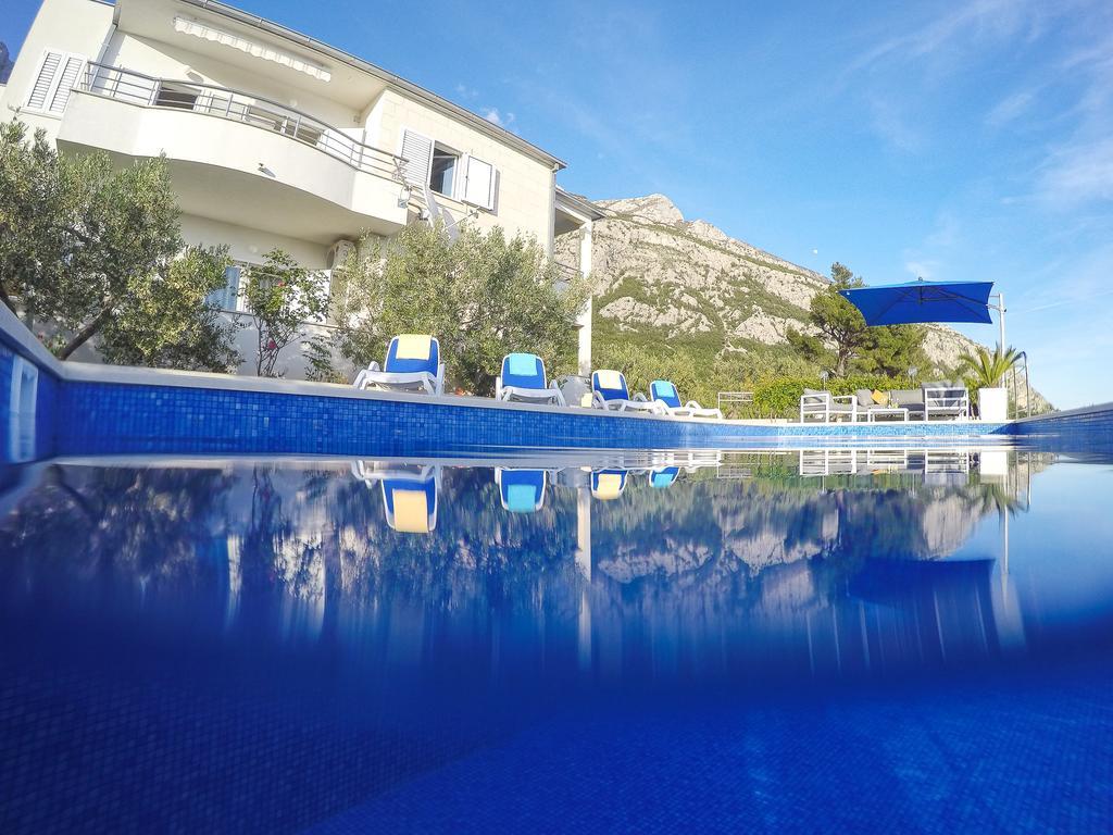 Villa Levanda Макарска Екстериор снимка