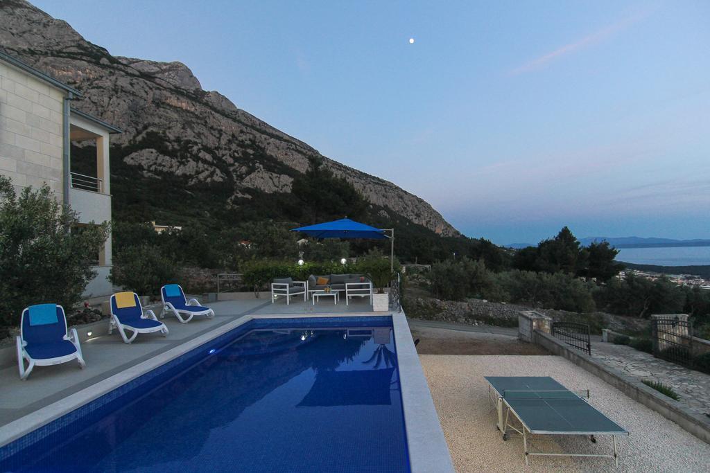 Villa Levanda Макарска Екстериор снимка